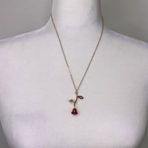 Red Rose Pendant Necklace - Picture 5 of 6